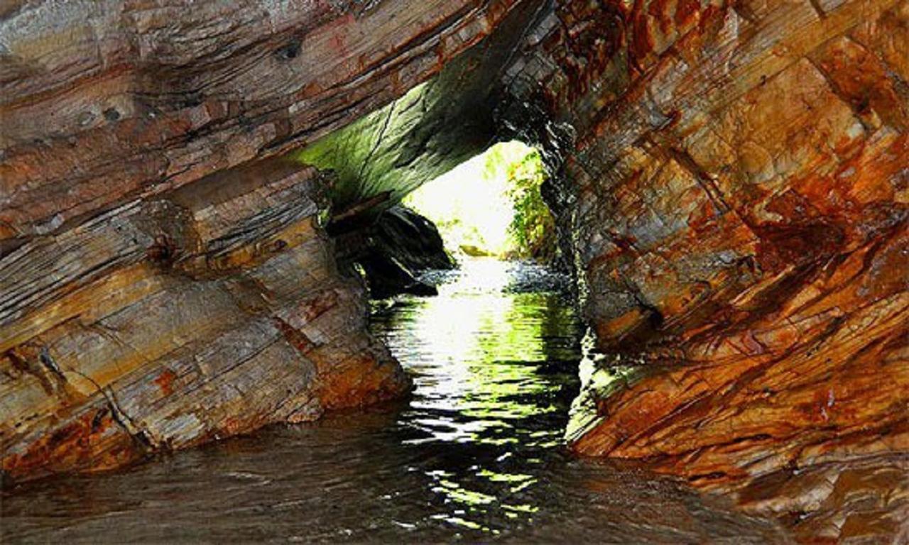 Pousada Muro De Pedra São Tomé das Letras Dış mekan fotoğraf